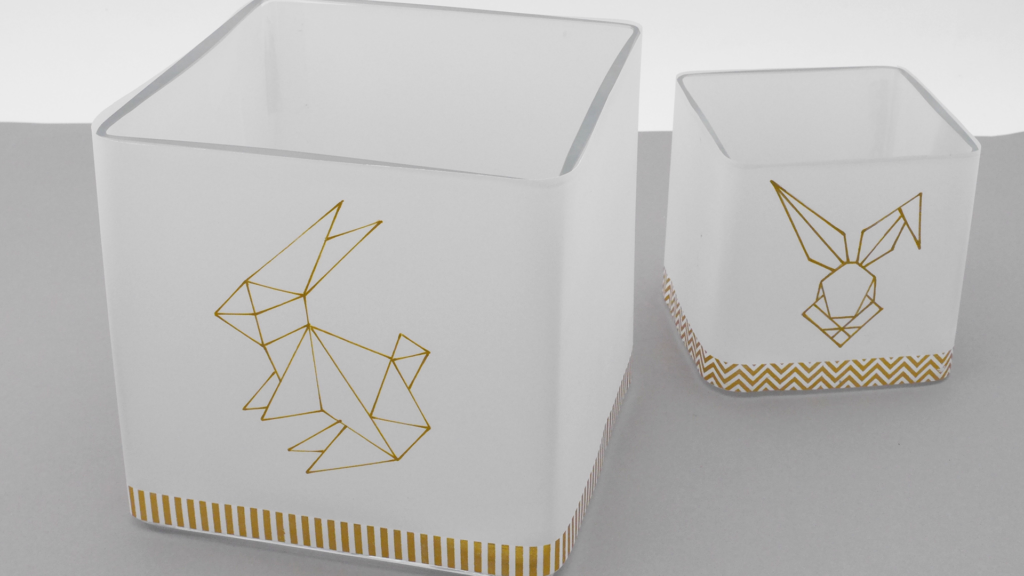 Vase im Origami-Stil