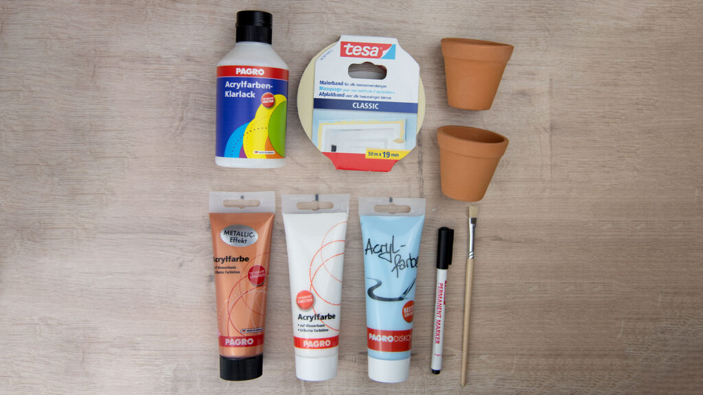 Töpfe im Boho-Stil
