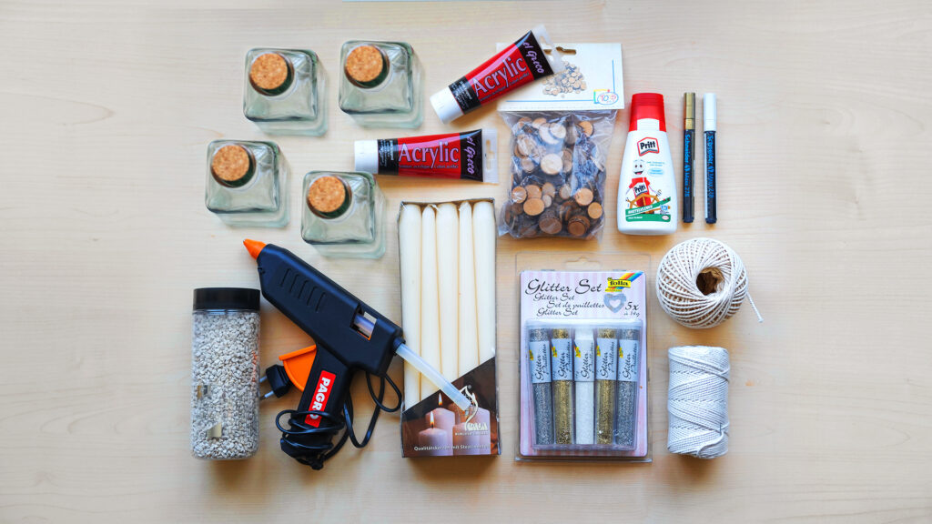 Adventkranz aus Flaschen - Bastelmaterial