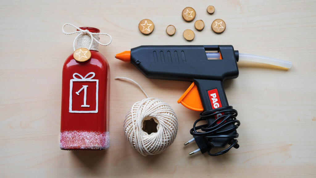 Adventkranz aus Flaschen - Schritt 4
