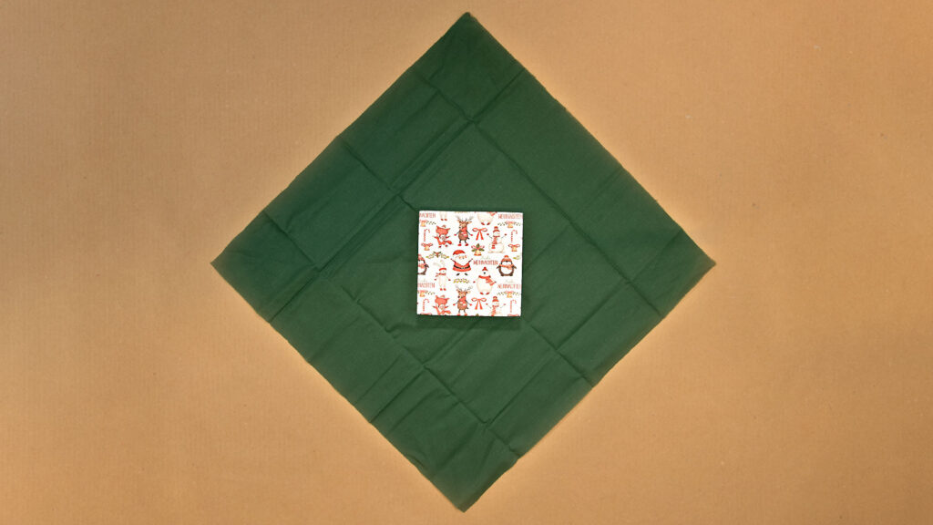 Quadratisches Geschenk - Schritt 1