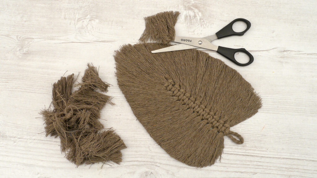 Feder aus Macramé-Garn - Schritt 6