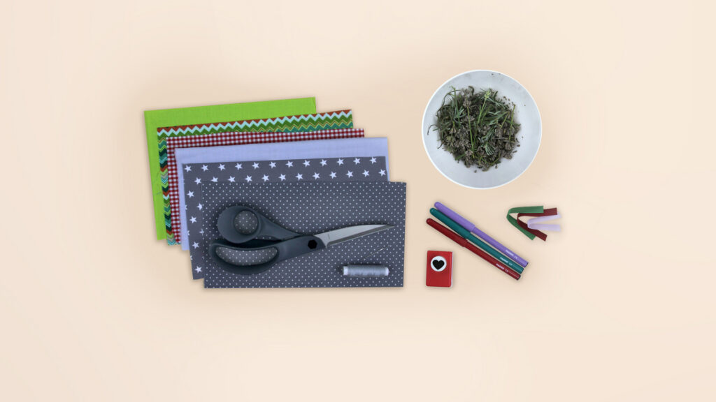 Duftende Anhänger mit Lavendel - Bastelmaterial