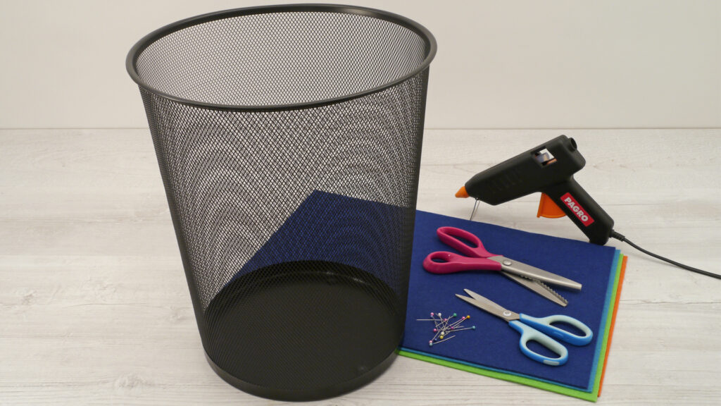 Geschenkkorb mit Filz - Bastelmaterial