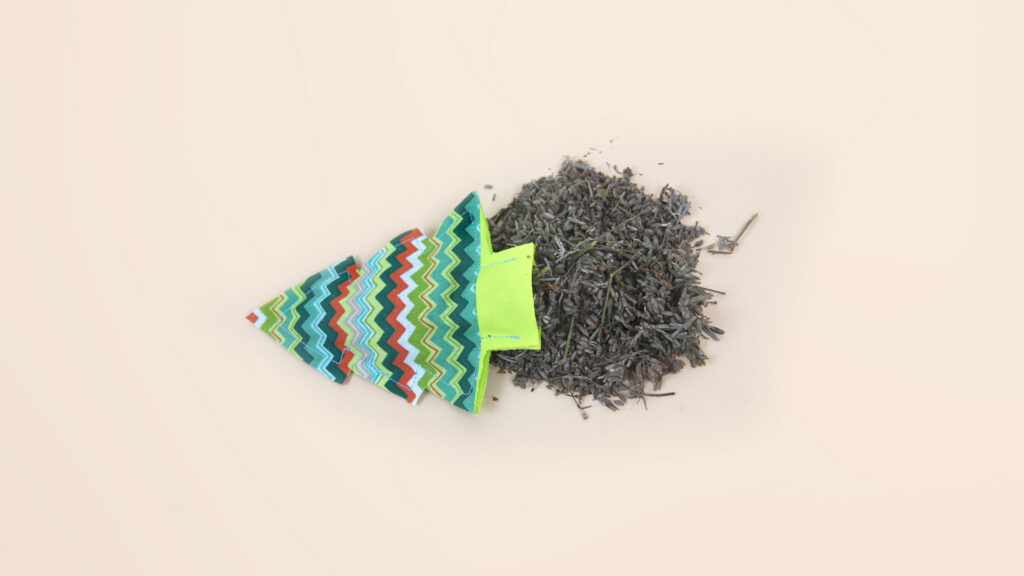 Duftende Anhänger mit Lavendel - Schritt 4