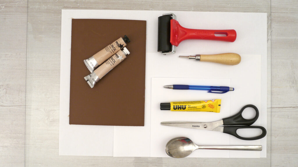 Weihnachtskarte mit Linol - Bastelmaterial