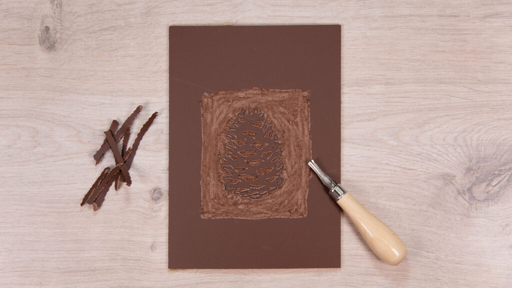 Geschenkpapier mit Linoldruck-Motiv - Schritt 2
