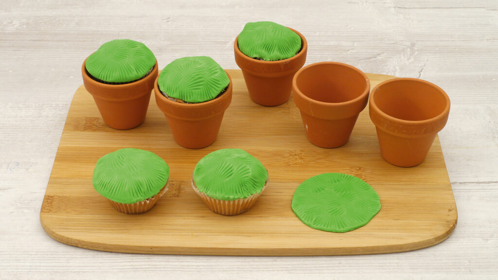 Muffins mit Blumen aus Fondant - Schritt 2