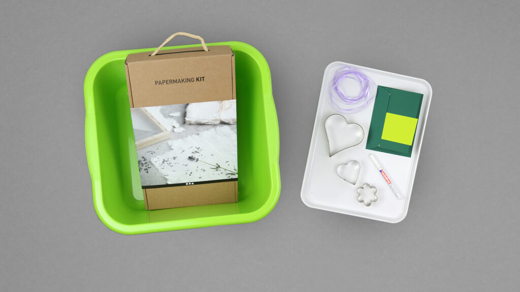 Handgeschöpfte Karte - Bastelmaterial