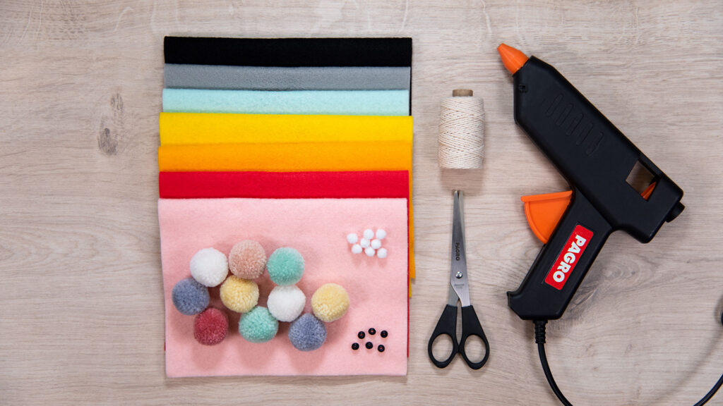 Tiere aus Pompons - Bastelmaterial