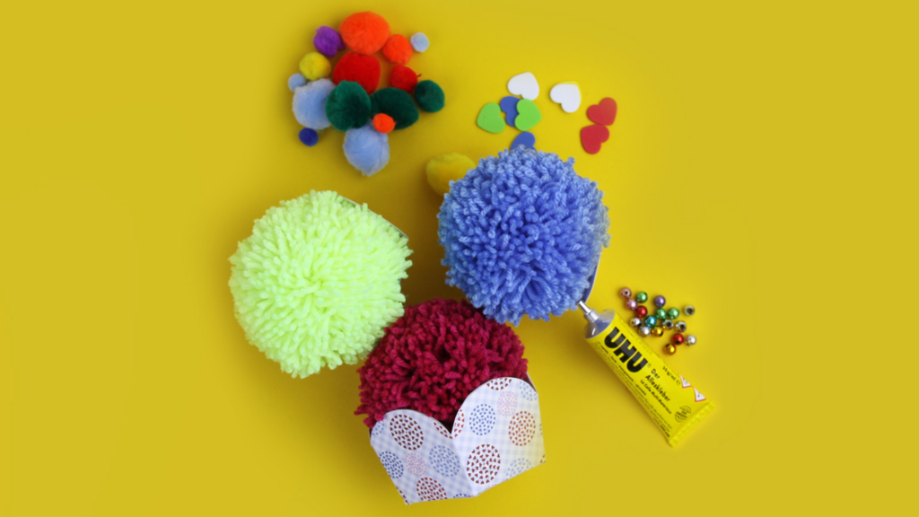 Cupcake aus Woll-Pompons - Schritt 9