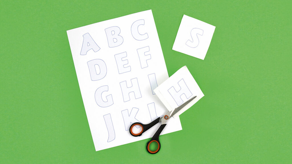 Lesezeichen mit Buchstaben- Schritt 3