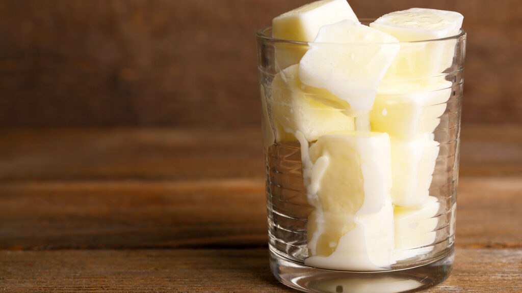 Eiswürfel aus Milch