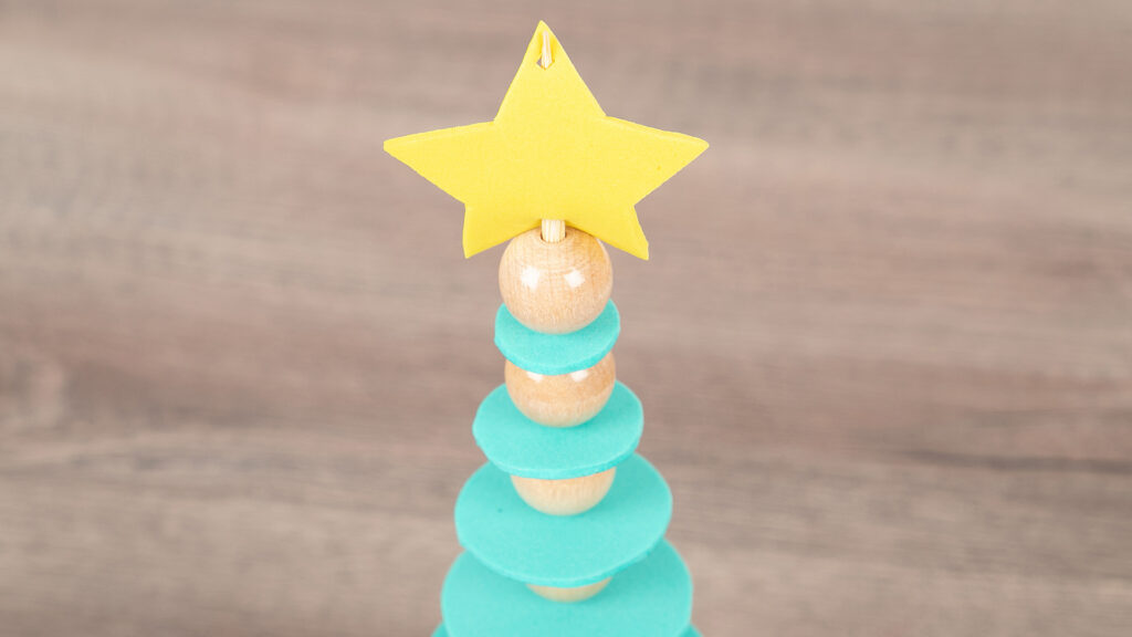 weihnachtliche Moosgummifiguren - Schritt 7