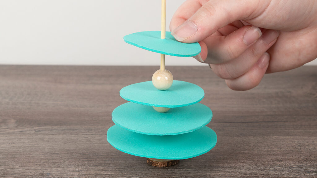 weihnachtliche Moosgummifiguren - Schritt 5