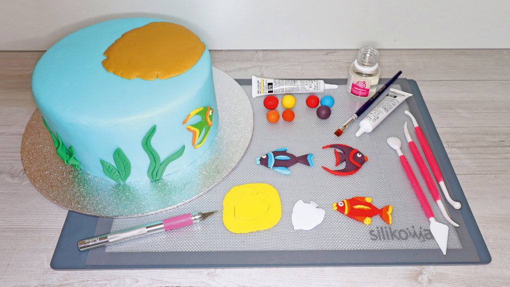 Cake-Pops und Torte im Maritim-Stil - Schritt 5