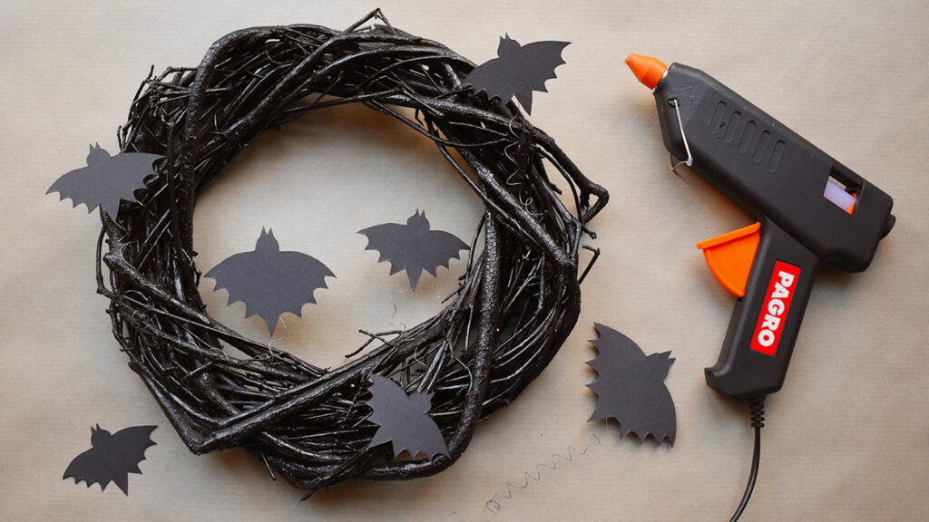 Halloween-Türkranz - Schritt 5