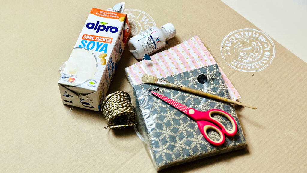 Karton-Geschenksäckchen - Material
