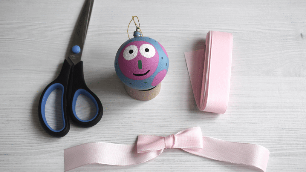 Fröhliche Christbaumkugeln - Schritt 4